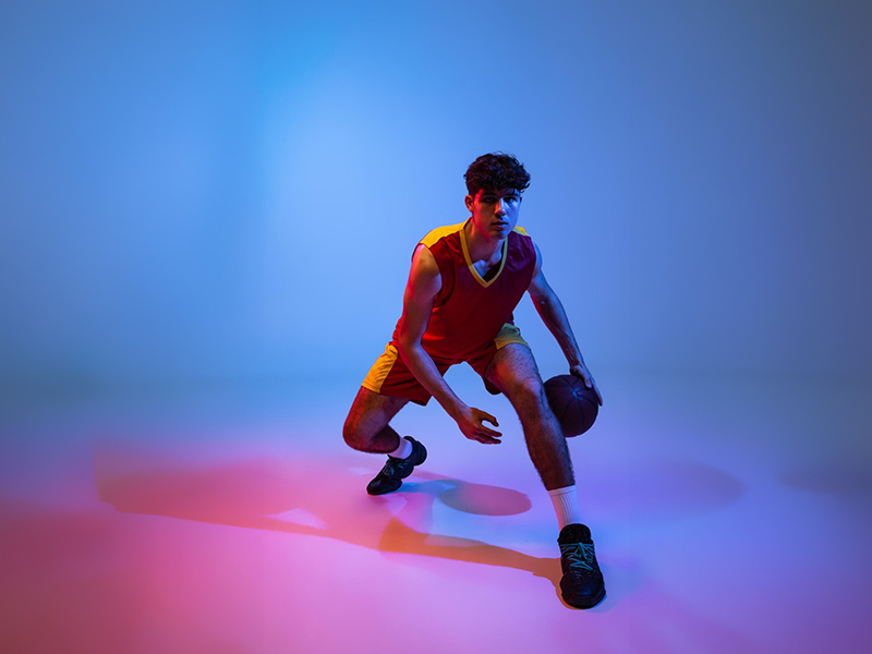 打雷霆直接拉胯了！东契奇三月份刚单月砍下600分超科比纪录